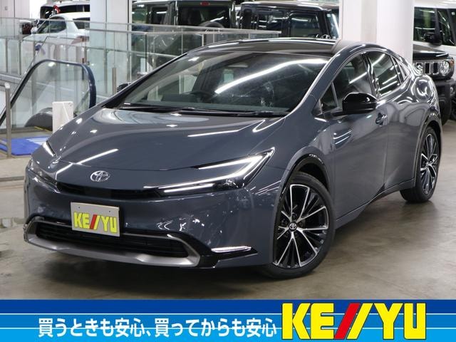 Toyota PRIUS 2026 — фото автомобиля