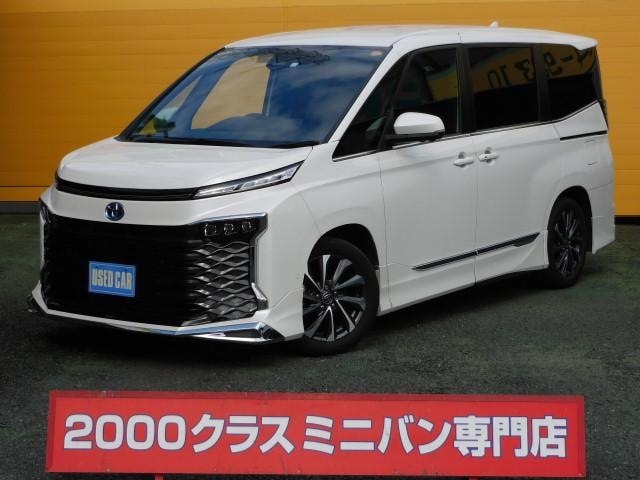 Toyota VOXY 2023 — фото автомобиля
