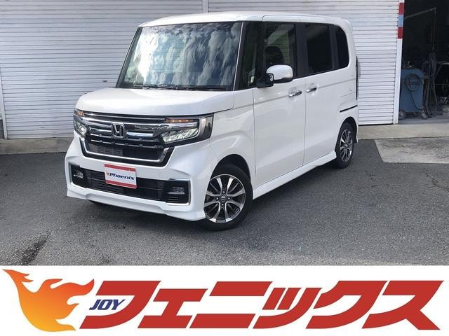 Honda N-BOX CUSTOM 2022 — фото автомобиля 1