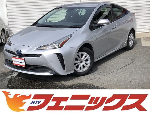 Toyota PRIUS 2021 — фото автомобиля 1