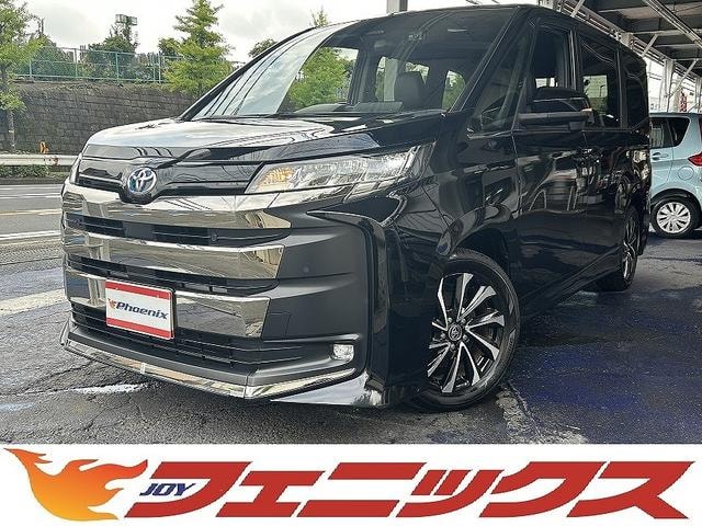 Toyota NOAH 2022 — фото автомобиля 1