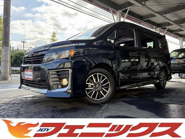 Toyota VOXY 2015 — фото автомобиля 1
