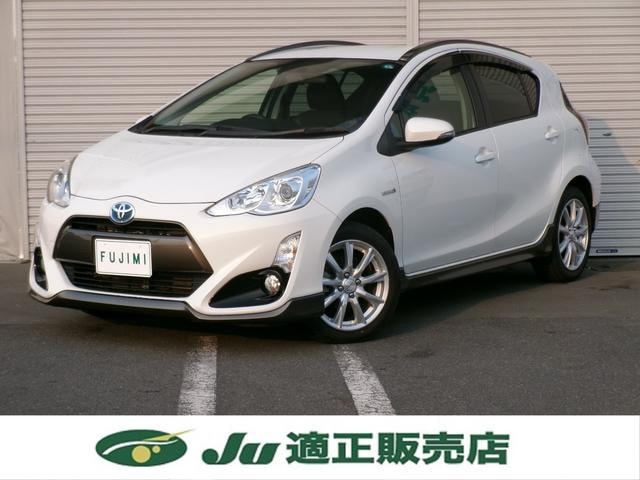 Toyota AQUA 2015 — фото автомобиля 1