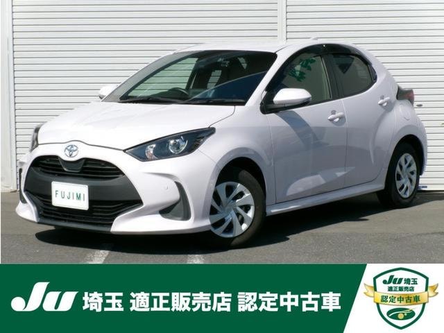 Toyota YARIS 2021 — фото автомобиля 1