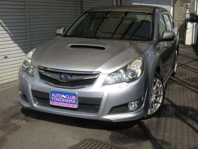 Subaru LEGACY TOURING WAGON 2011 — фото автомобиля