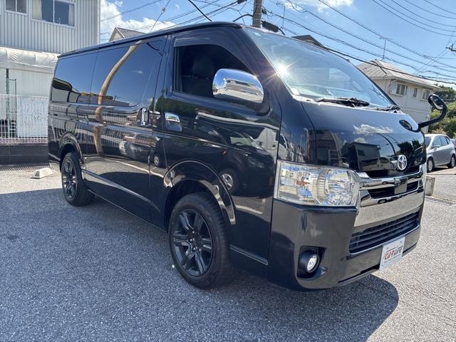 Toyota HIACE VAN 2018 — фото автомобиля