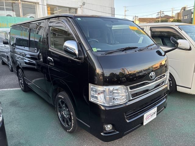 Toyota HIACE VAN 2012 — фото автомобиля 1