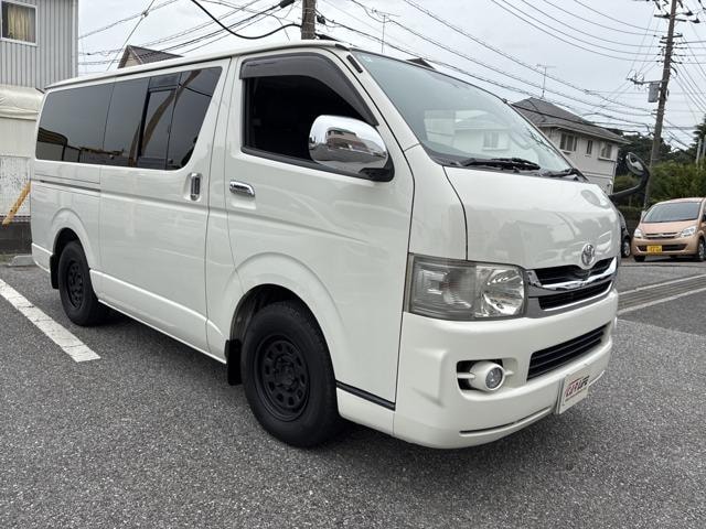 Toyota HIACE VAN 2009 — фото автомобиля