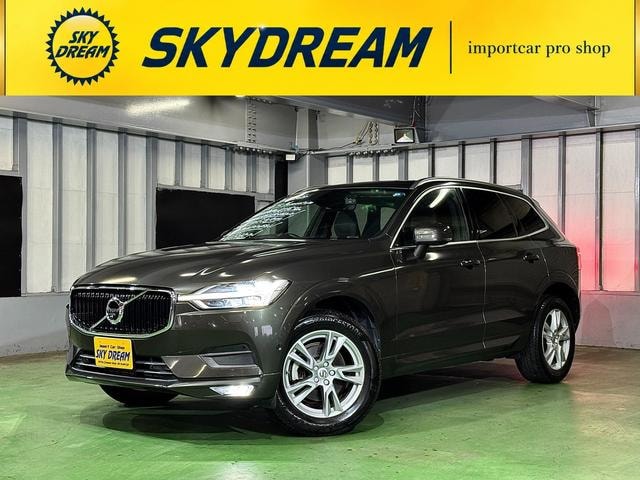 Volvo XC60 2018 — фото автомобиля