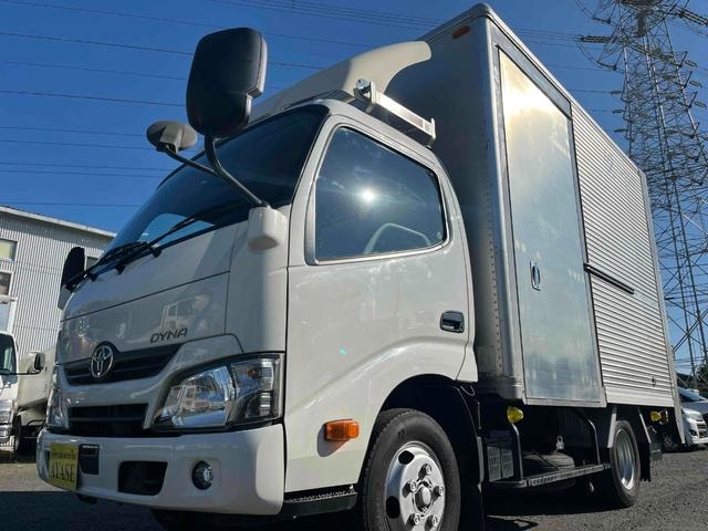 Toyota DYNA TRUCK 2018 — фото автомобиля