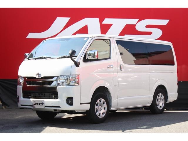 Toyota HIACE VAN 2025 — фото автомобиля