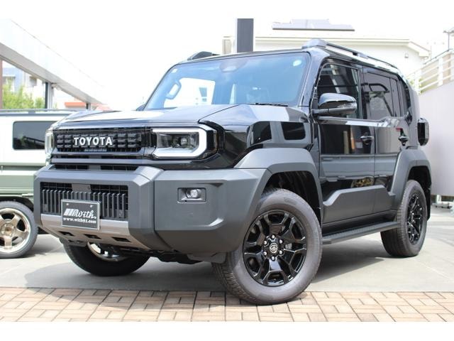 Toyota LAND CRUISER FJ 2026 — фото автомобиля