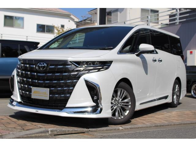 Toyota ALPHARD 2026 — фото автомобиля