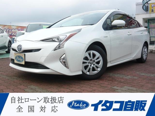 Toyota PRIUS 2017 — фото автомобиля 1