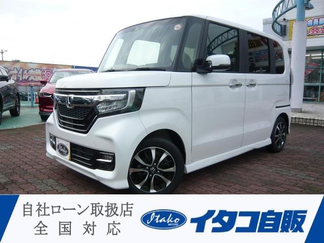 Honda N-BOX CUSTOM 2020 — фото автомобиля 1