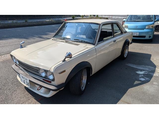 Nissan BLUEBIRD 1971 — фото автомобиля 1