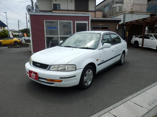 Isuzu GEMINI 2000 — фото автомобиля 1