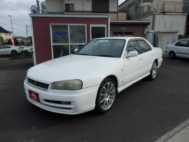 Nissan SKYLINE 2000 — фото автомобиля 1