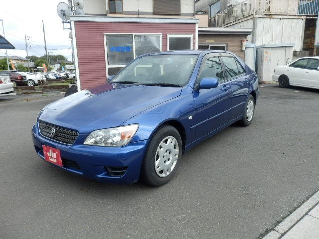 Toyota ALTEZZA 2002 — фото автомобиля