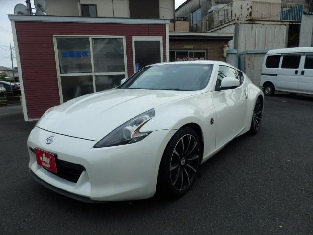 Nissan FAIRLADY Z 2011 — фото автомобиля