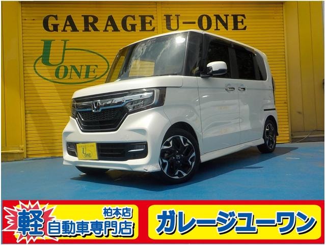 Honda N-BOX CUSTOM 2017 — фото автомобиля 1