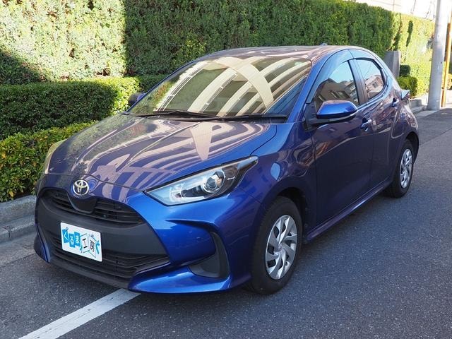 Toyota YARIS 2020 — фото автомобиля