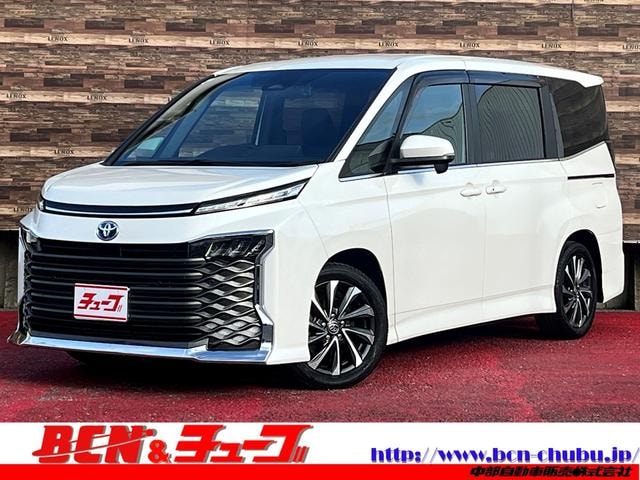 Toyota VOXY 2024 — фото автомобиля 1