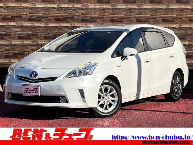 Toyota PRIUS ALPHA 2014 — фото автомобиля