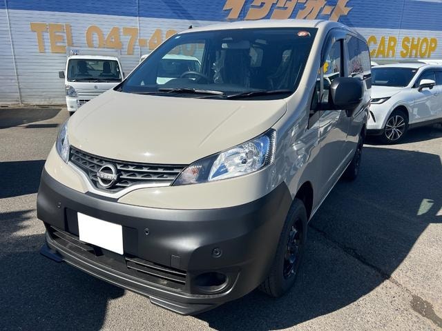 Nissan NV200 VANETTE VAN 2026 — фото автомобиля