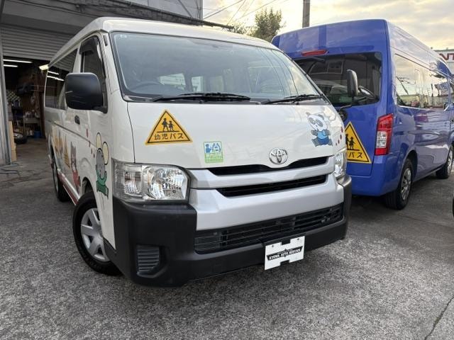 Toyota HIACE WAGON 2015 — фото автомобиля