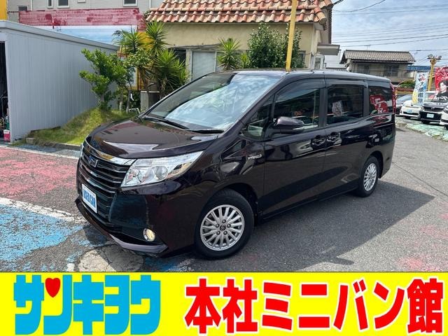 Toyota NOAH 2016 — фото автомобиля 1