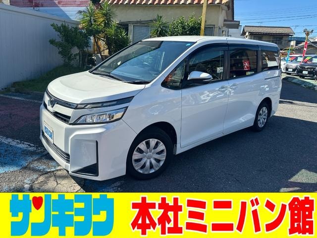 Toyota VOXY 2020 — фото автомобиля 1