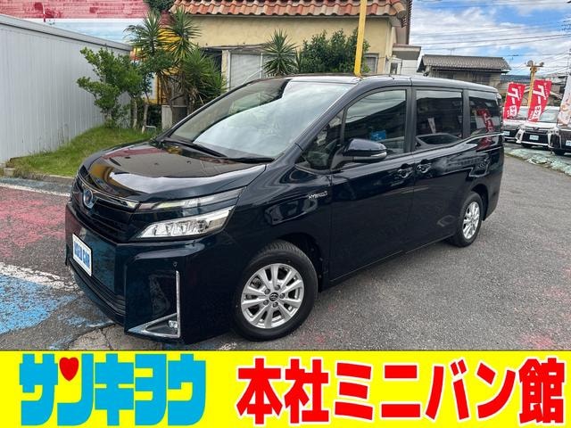 Toyota VOXY 2018 — фото автомобиля 1