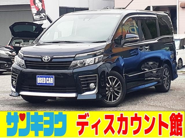 Toyota VOXY 2016 — фото автомобиля 1