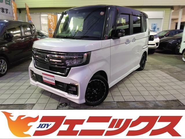 Honda N-BOX CUSTOM 2024 — фото автомобиля 1