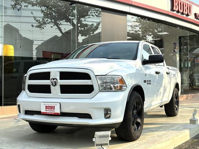 Dodge RAM 2013 — фото автомобиля 1