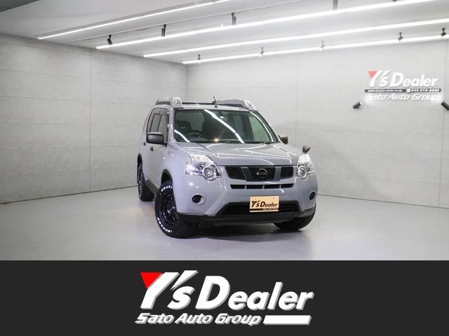 Nissan X-TRAIL 2012 — фото автомобиля 1