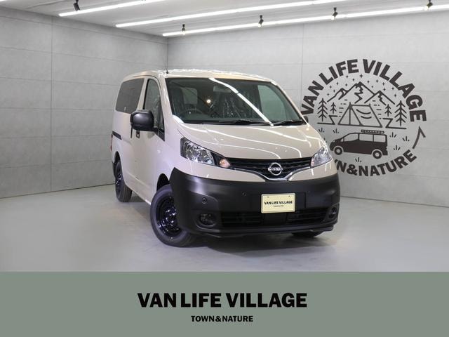 Nissan NV200VANETTE WAGON 2026 — фото автомобиля