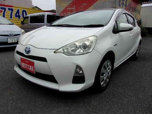 Toyota AQUA 2013 — фото автомобиля 1