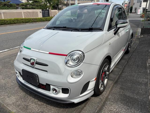 Abarth 595 2014 — фото автомобиля 1