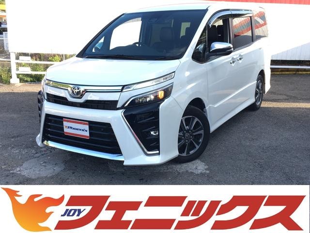 Toyota VOXY 2021 — фото автомобиля 1