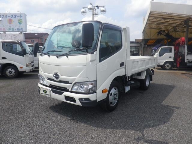 Hino DUTRO 2025 — фото автомобиля 1