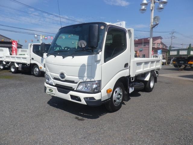 Hino DUTRO 2025 — фото автомобиля 1