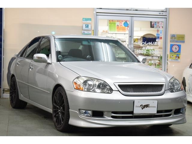 Toyota MARK II 2001 — фото автомобиля