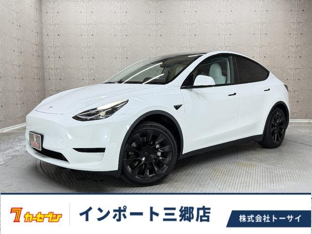 Tesla MODEL Y 2023 — фото автомобиля 1