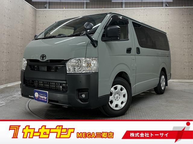 Toyota HIACE VAN 2024 — фото автомобиля
