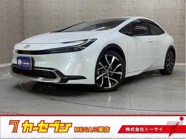 Toyota PRIUS 2023 — фото автомобиля 1