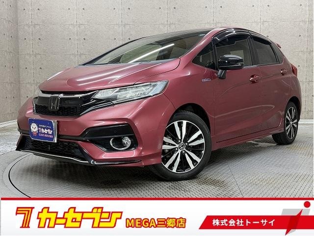 Honda FIT HYBRID 2018 — фото автомобиля 1