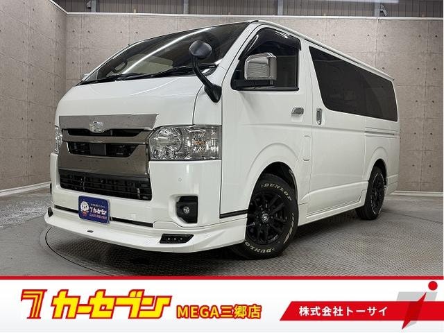 Toyota HIACE VAN 2023 — фото автомобиля
