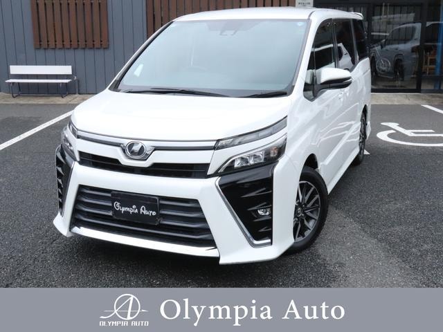 Toyota VOXY 2017 — фото автомобиля 1